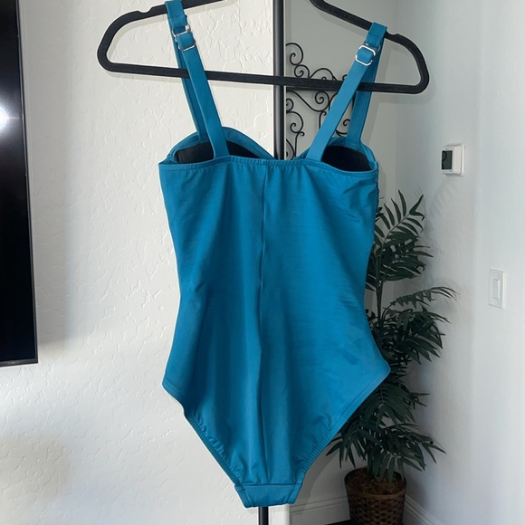 Shape + Style by Aqua Green UPF 50 Sweetheart Neck Seamed 1 Piece Swimsuit Sz 6 - Picture 7 of 16